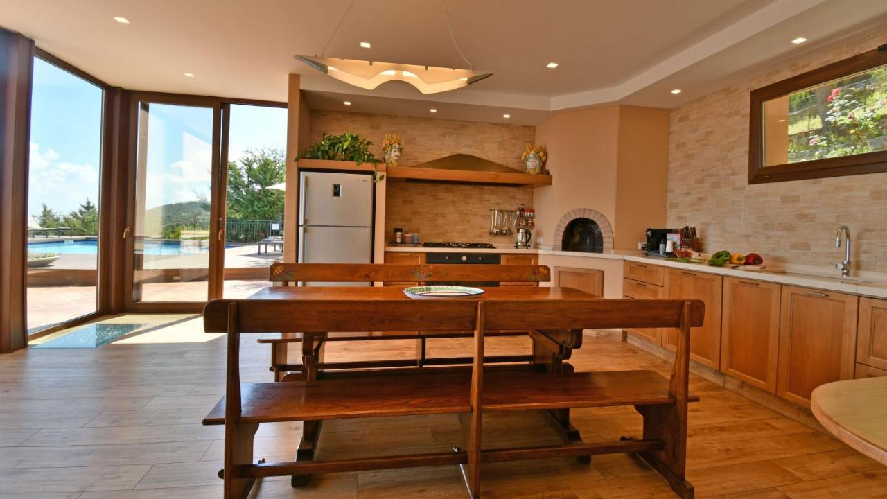 Villa Provenza 12&4, Emma Villas Cefalù Eksteriør bilde