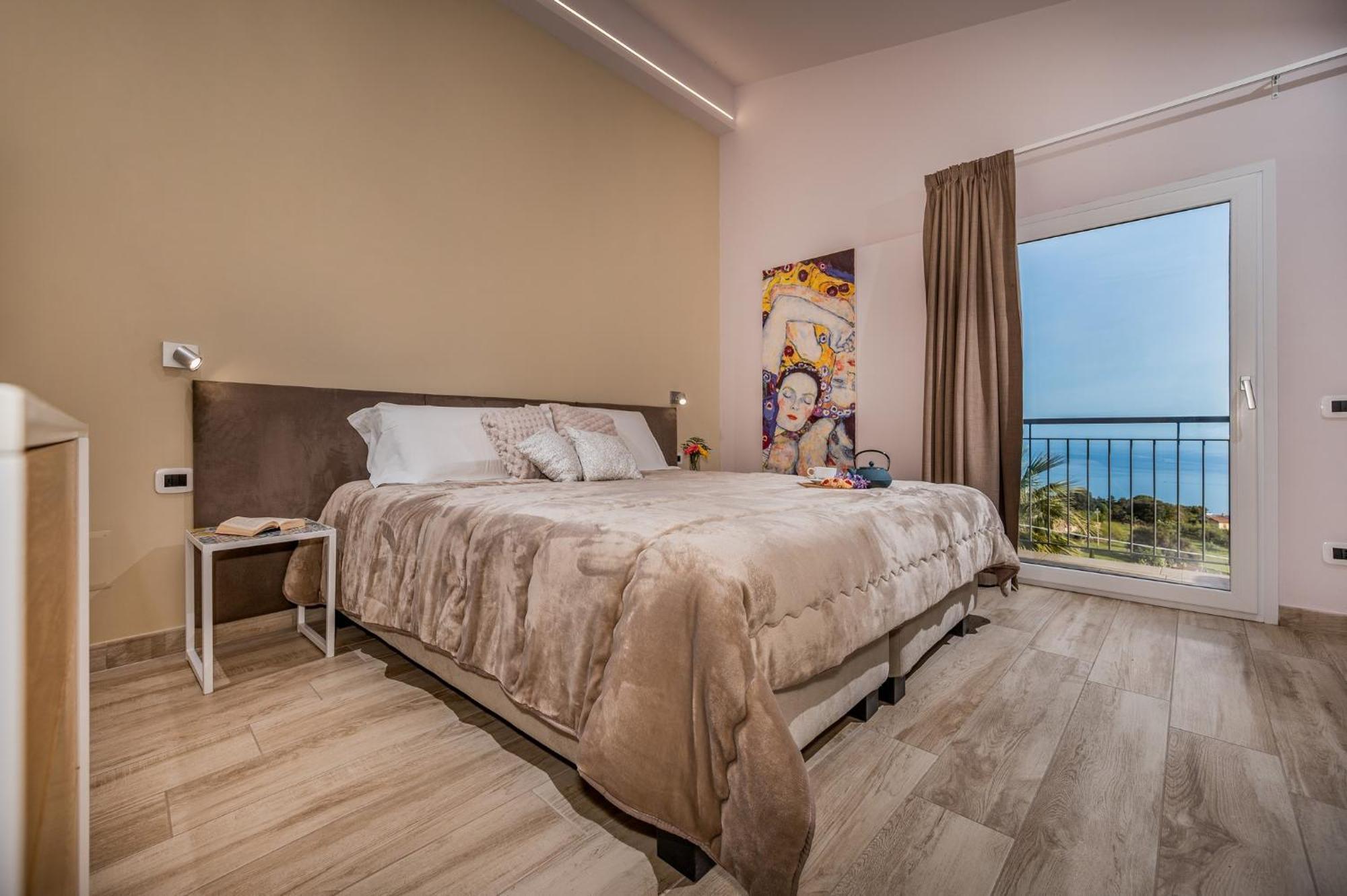Villa Provenza 12&4, Emma Villas Cefalù Eksteriør bilde